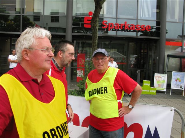 ../Images/BenefizlaufMerseburg2010 (16).jpg